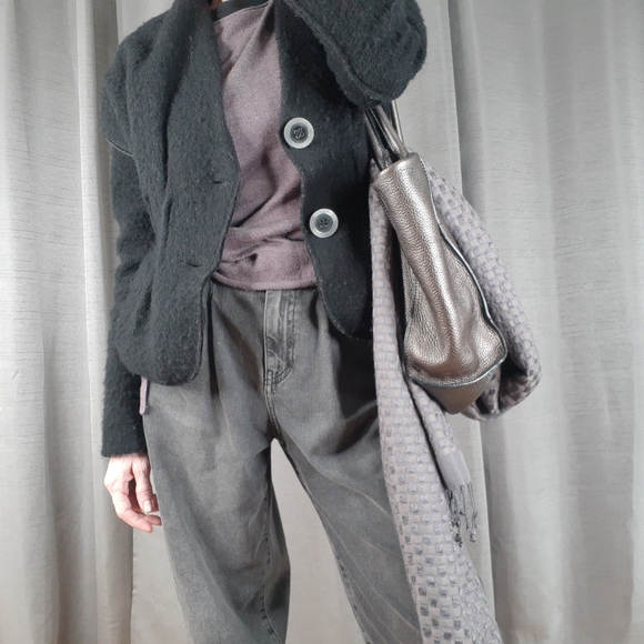 Meet your Posher, Matilda - Picture 2 of 7